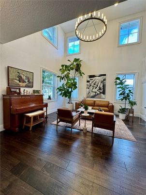 Interior, Living room, Pendant Lights, Piano, Wood Texture Flooring