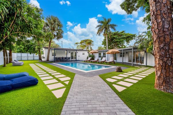 Backyard, Exterior, Pool