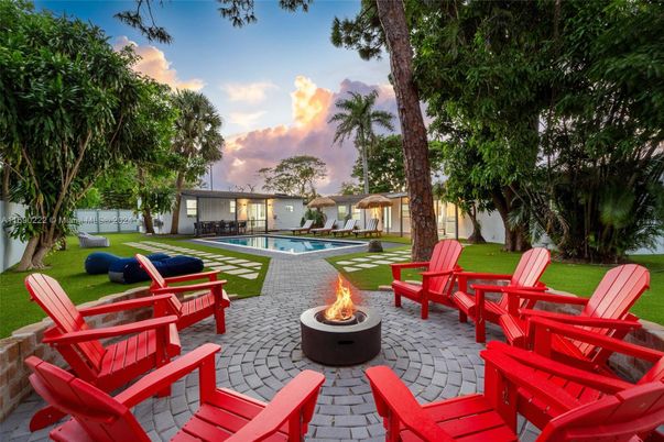 Backyard, Exterior, Pool