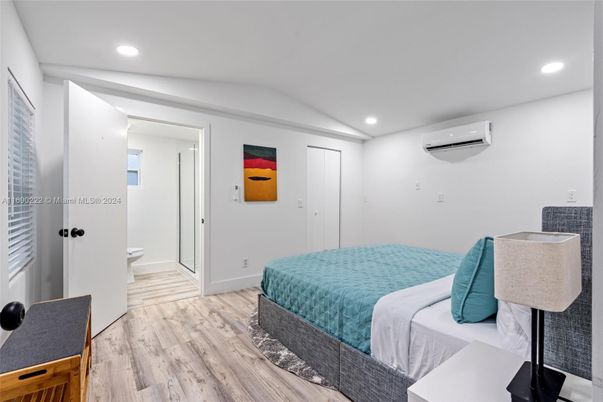 Bathroom, Bedroom, Interior, Recessed Lighting, Wood Texture Flooring