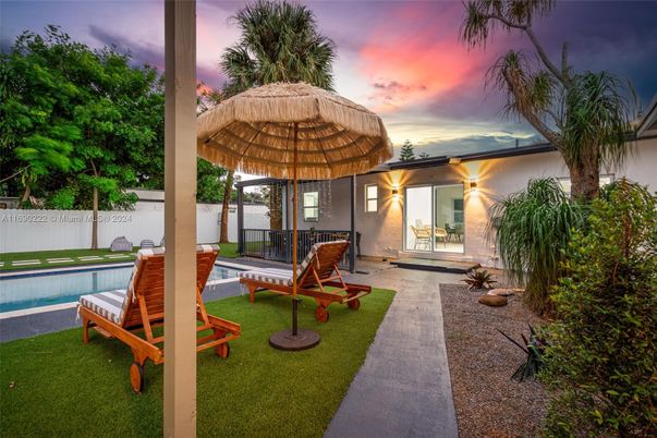 Backyard, Exterior, Pool