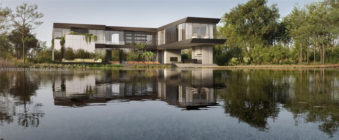 Exterior, Lake