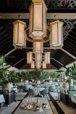 Dining room, Interior