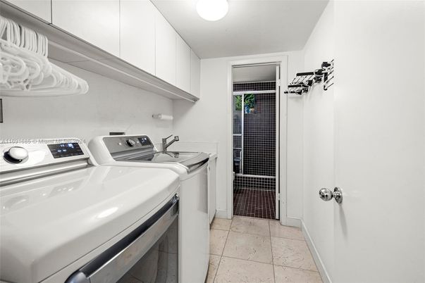 Interior, Washer
