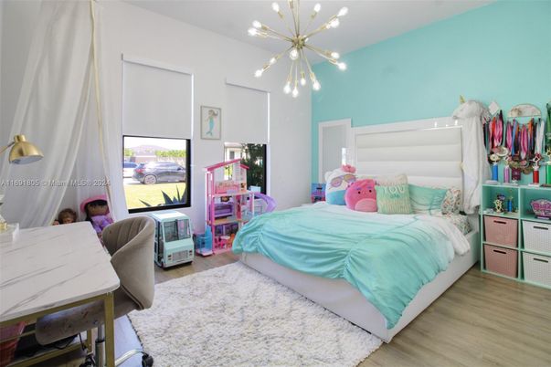 Bedroom, Interior, Pendant Lights, Wood Texture Flooring