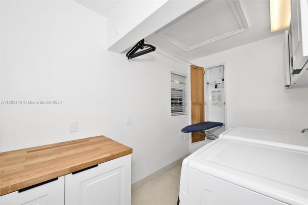 Interior, Washer