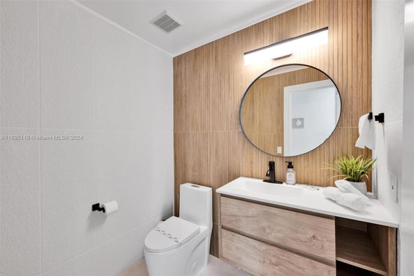 Bathroom, Interior