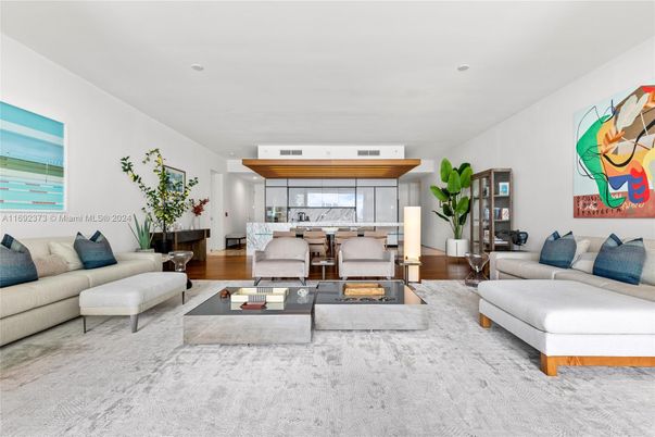 Interior, Kitchen, Living room, Recessed Lighting, Wood Texture Flooring