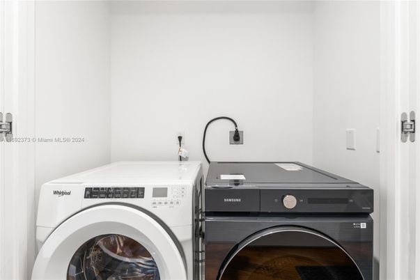 Interior, Utility Closets, Washer