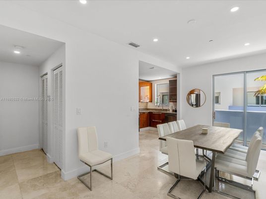 Dining room, Interior, Recessed Lighting
