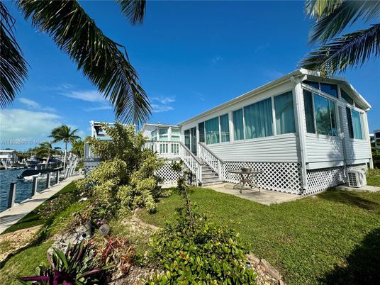 Backyard, Exterior, Lake