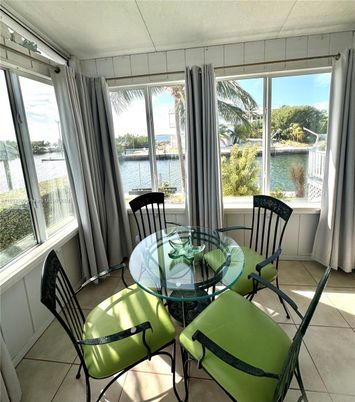 Dining room, Interior, Water