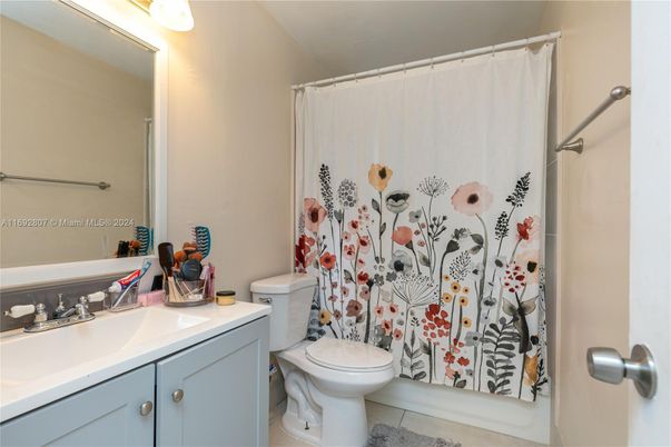 Bathroom, Interior