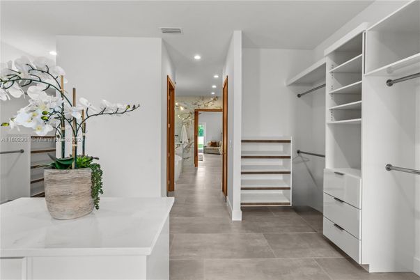 Interior, Recessed Lighting, Walk-in Closets