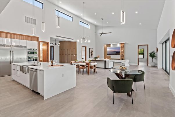 Dining room, Interior, Kitchen, Living room, Pendant Lights, Recessed Lighting, Stainless Steel Appliances