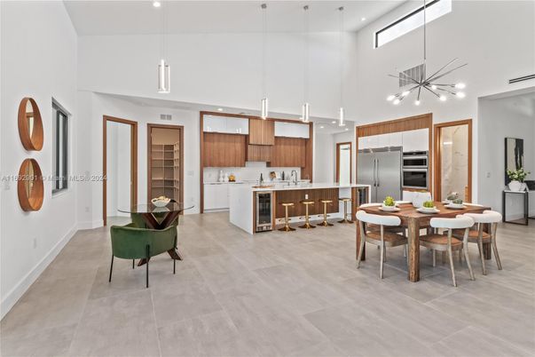 Dining room, Interior, Kitchen, Pendant Lights, Recessed Lighting, Stainless Steel Appliances