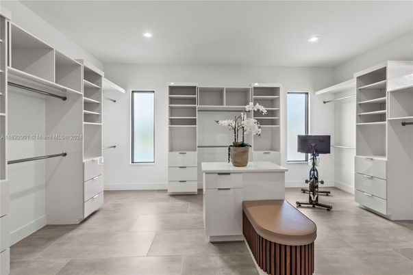 Interior, Recessed Lighting, Walk-in Closets