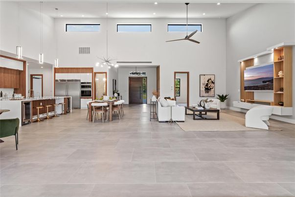 Dining room, Interior, Kitchen, Living room, Pendant Lights, Recessed Lighting, Stainless Steel Appliances