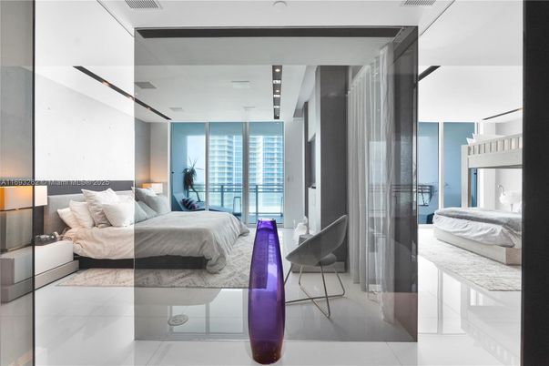 Bedroom, Interior, Recessed Lighting, Water