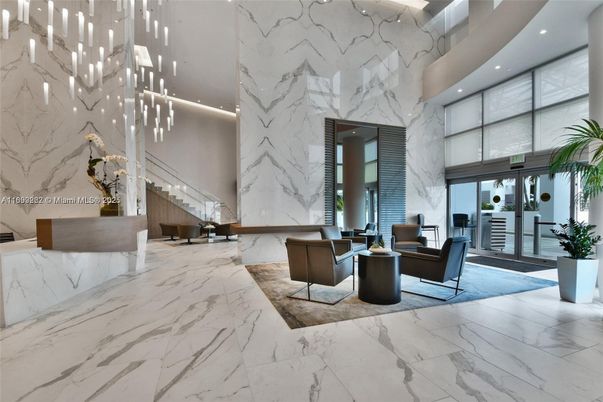 Interior, Living room, Marble, Marble Walls, Pendant Lights, Recessed Lighting