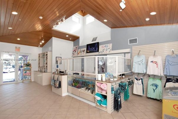 Interior, Recessed Lighting, Wooden Ceilings