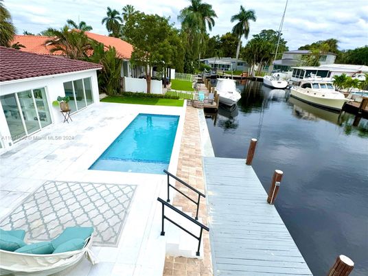 Exterior, Lake, Pool