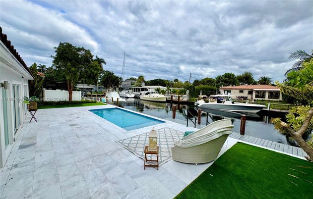 Exterior, Lake, Pool