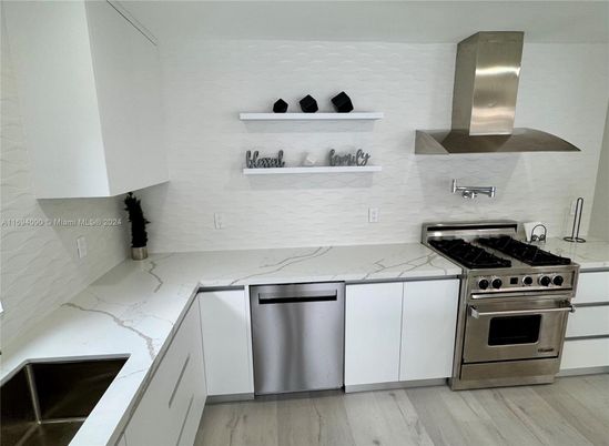 Interior, Kitchen, Stainless Steel Appliances, Wood Texture Flooring