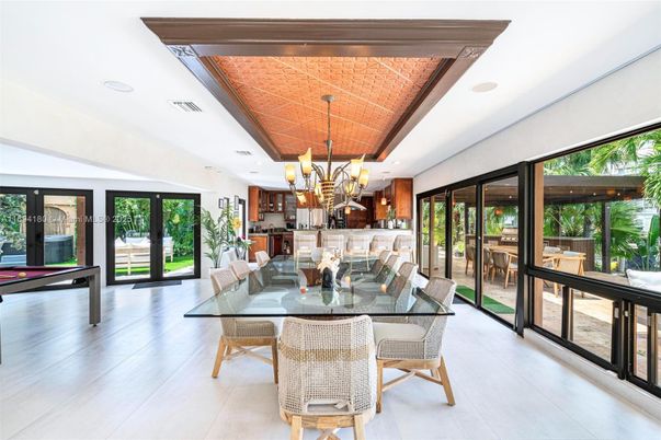 Billiard Table, Chandelier, Dining room, Interior, Recessed Lighting