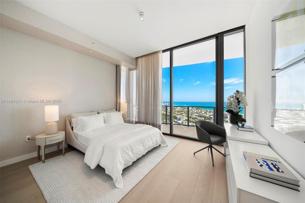 Bedroom, Home Office, Interior, Recessed Lighting, Water, Wood Texture Flooring