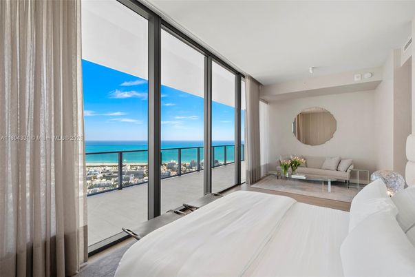 Bedroom, Interior, Water