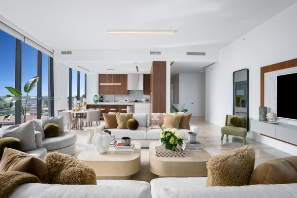 Dining room, Interior, Kitchen, Living room, Pendant Lights, Recessed Lighting