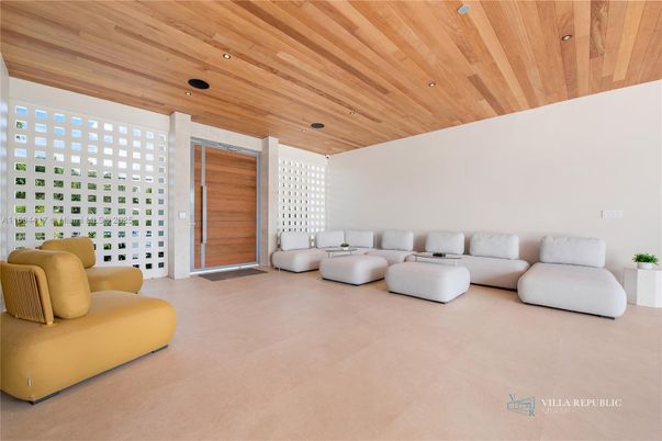 Interior, Living room, Recessed Lighting, Wooden Ceilings