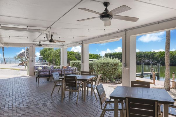 Dining room, Interior, Sun Room