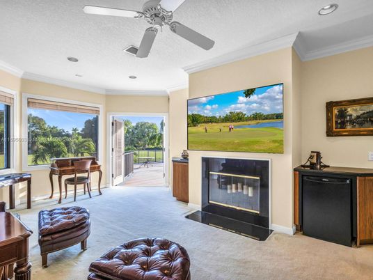 Fireplace, Interior, Recessed Lighting