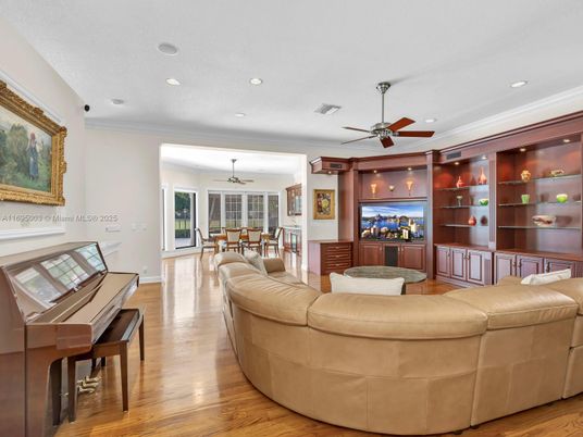 Dining room, Interior, Living room, Piano, Recessed Lighting, Wood Texture Flooring