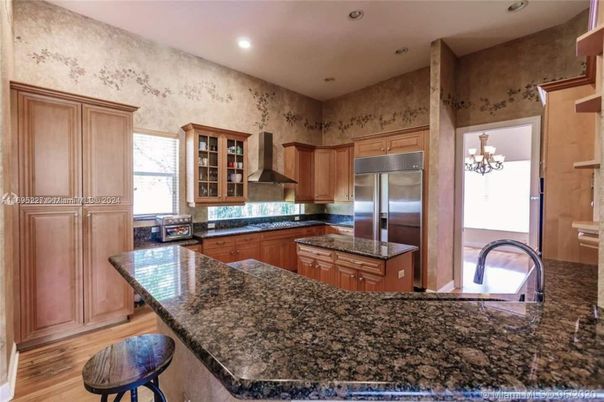 Chandelier, Interior, Kitchen, Recessed Lighting, Stainless Steel Appliances, Wood Texture Flooring