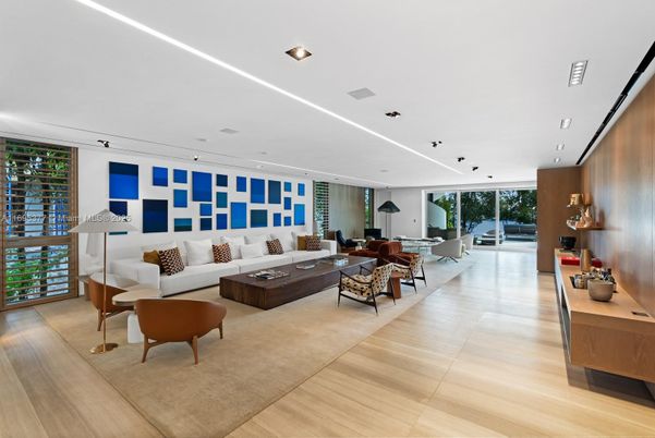 Dining room, Interior, Living room, Recessed Lighting, Wood Texture Flooring