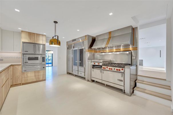 Interior, Kitchen, Pendant Lights, Recessed Lighting, Stainless Steel Appliances