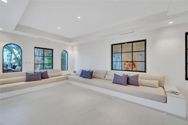 Interior, Living room, Recessed Lighting