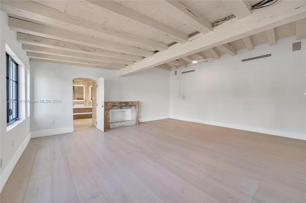 Empty room, Interior, Wooden Beams, Wooden Ceilings, Wood Texture Flooring
