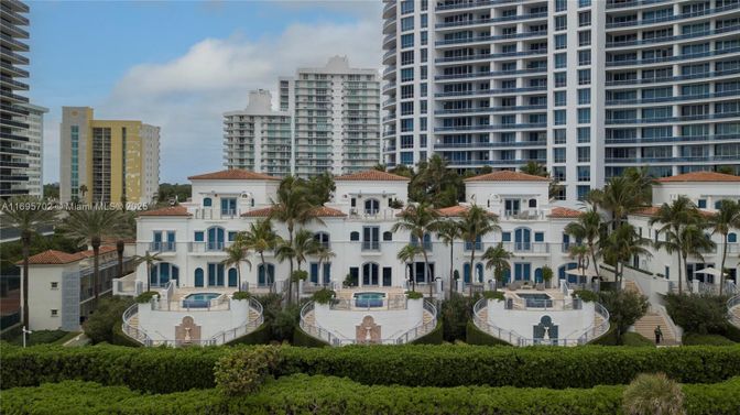 Exterior, Facade, Condo Building