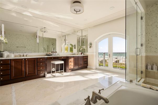 Bathroom, Dual Sink Vanities, Glass Shower, Interior, Recessed Lighting, Water