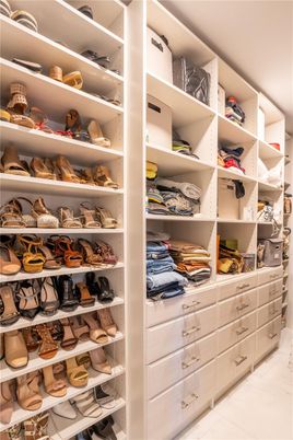 Interior, Walk-in Closets