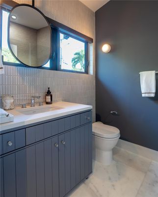 Bathroom, Interior, Recessed Lighting