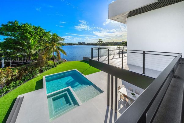 Water, Exterior, Pool, Other