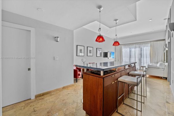 Interior, Living room, Pendant Lights, Recessed Lighting