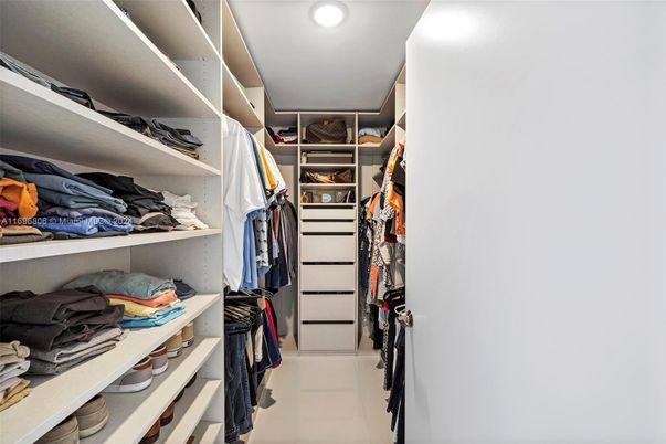 Interior, Recessed Lighting, Walk-in Closets