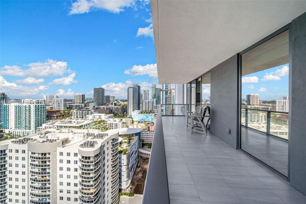 Exterior, Other, Skyline