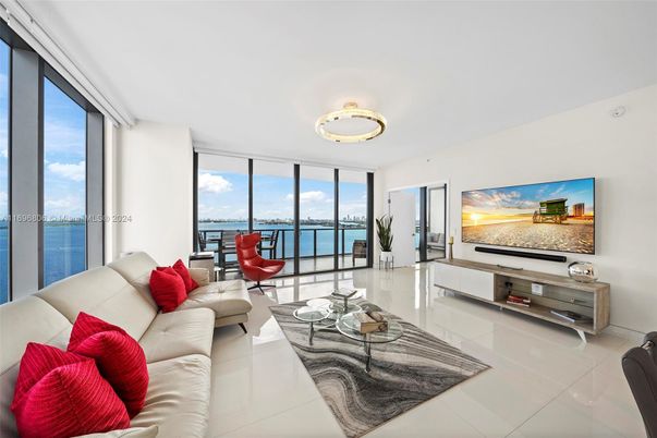 Interior, Living room, Water